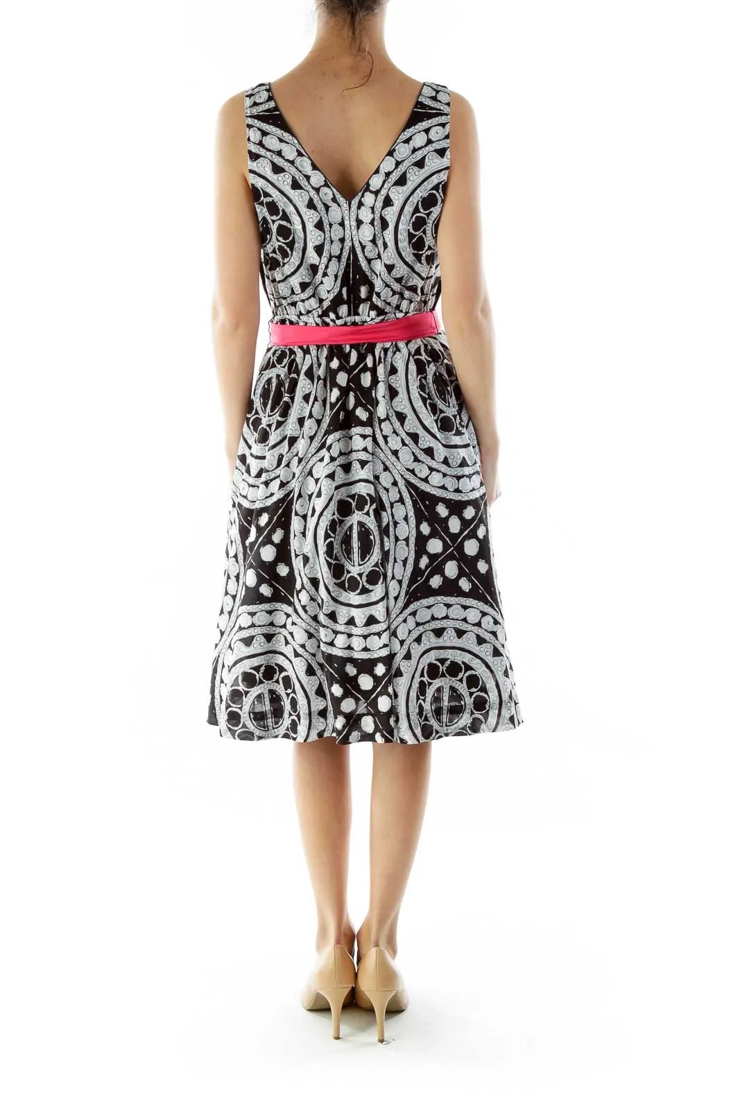 Black White Pink V-Neck Print Dress with Sash