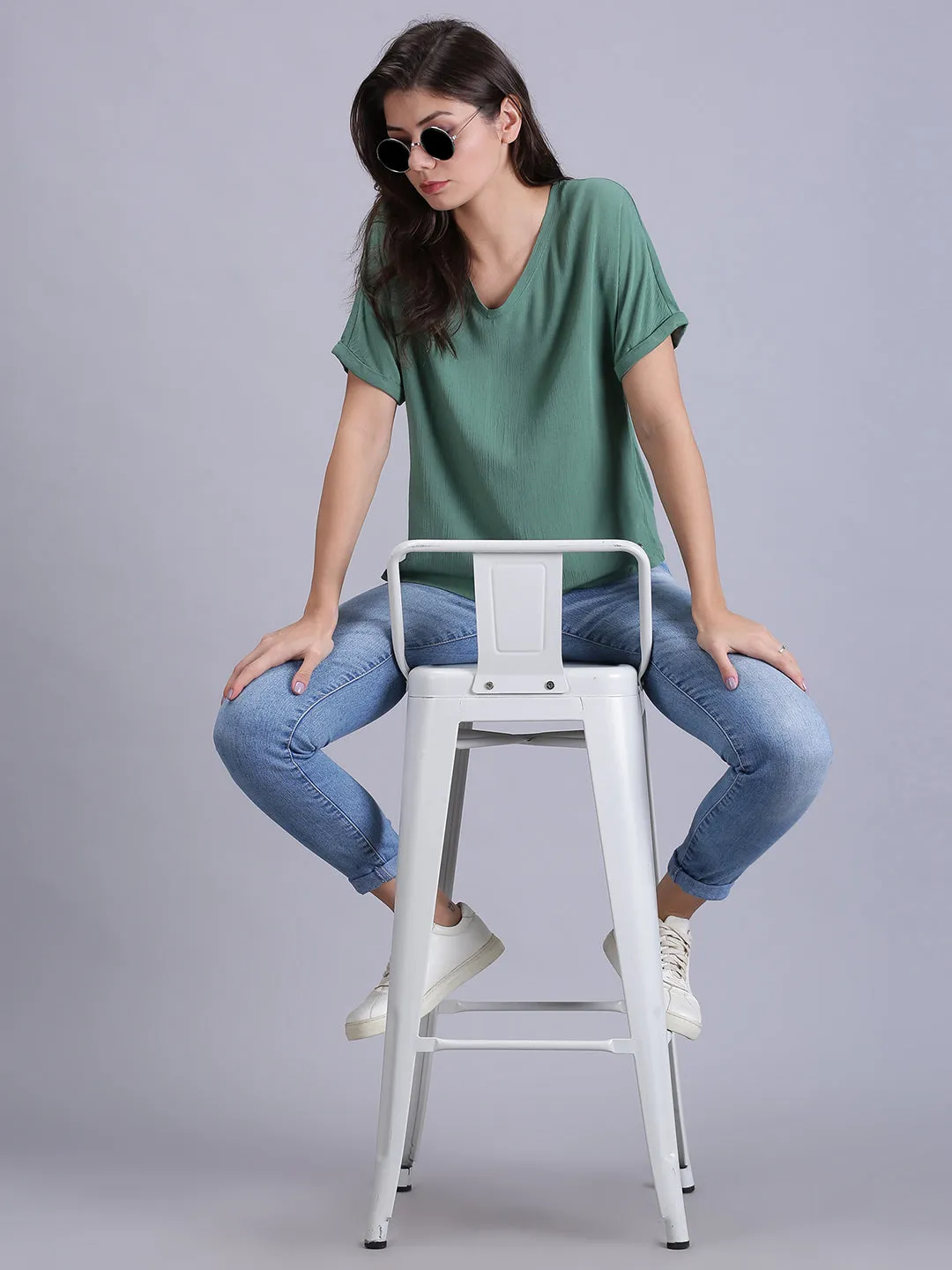 Women Solid Green V Neck Tops