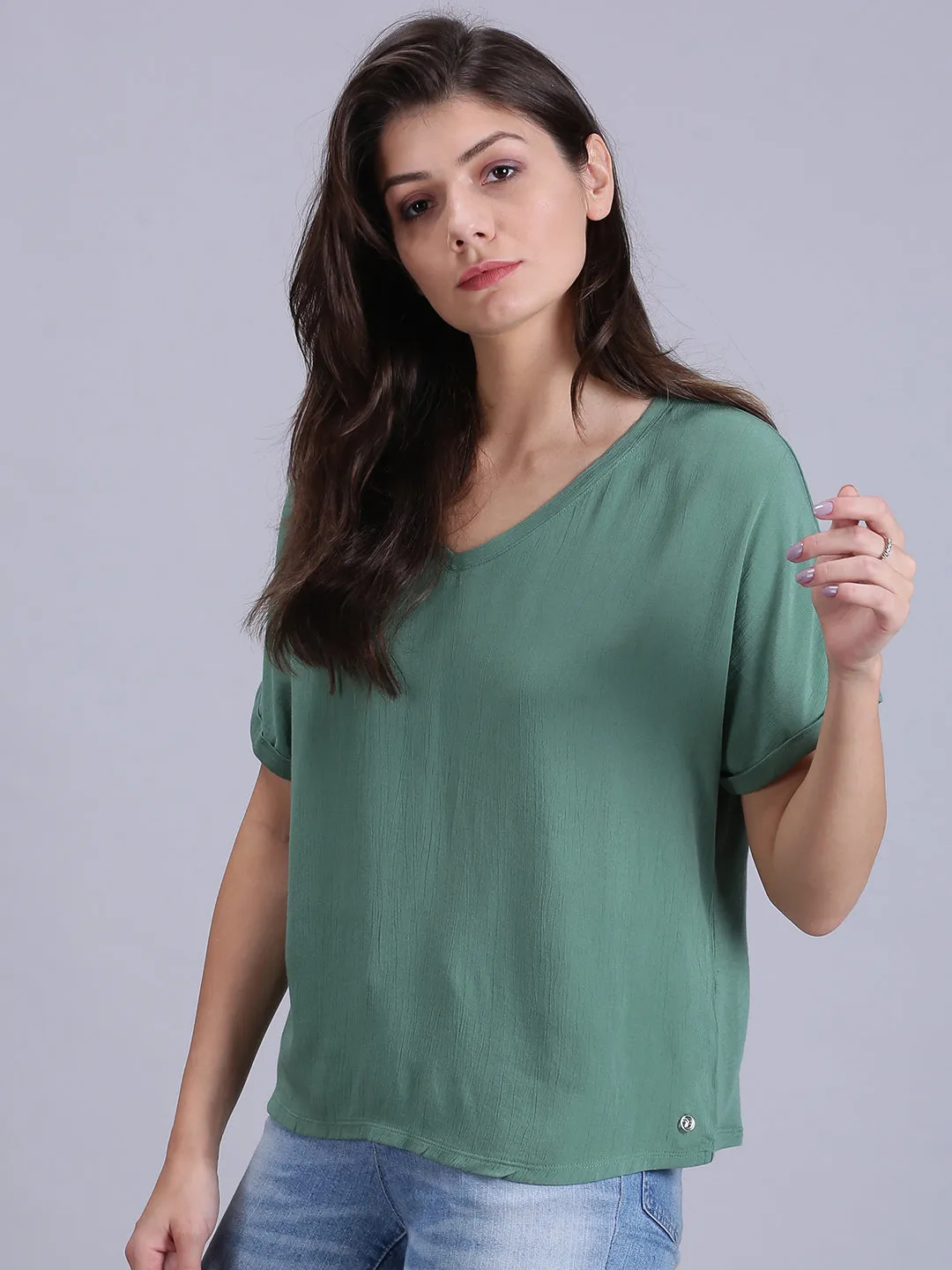 Women Solid Green V Neck Tops